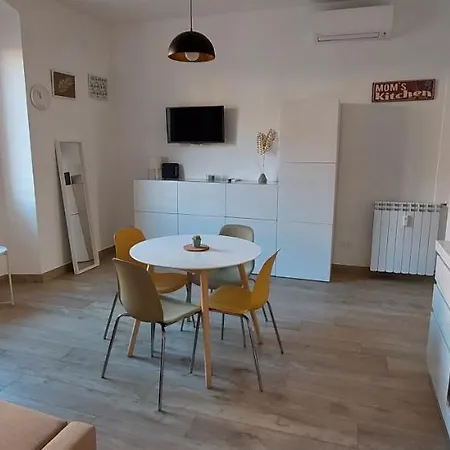 Alba Roma Holiday Home-2